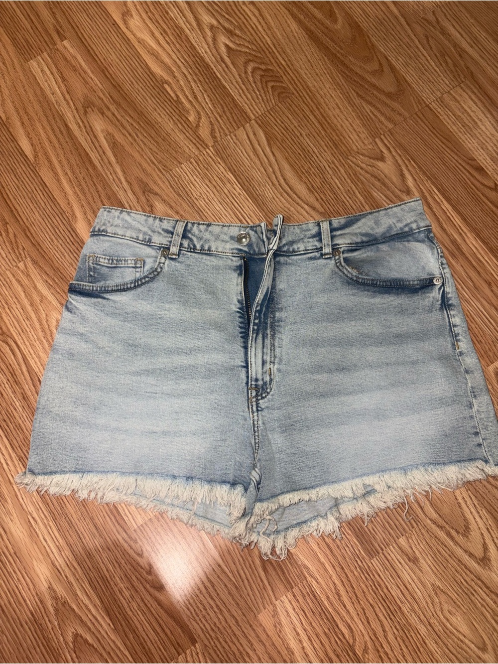 H&M Light Wash Denim Shorts